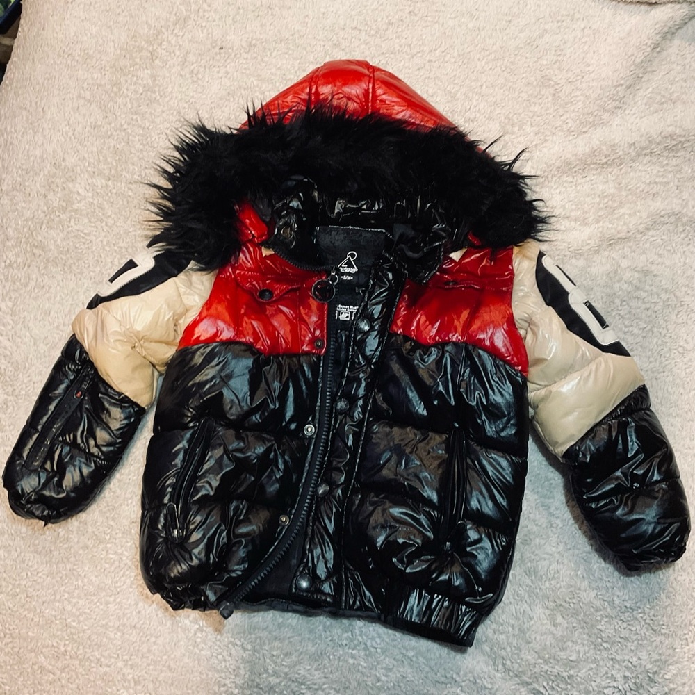 8 Ball Red and Black Puffer Jacket with Fur Hood Size 5